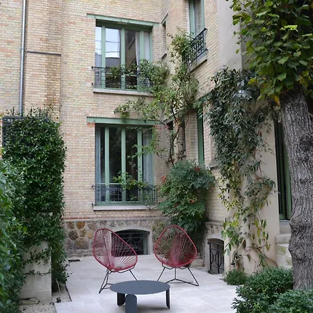 La D'auteuil, 16