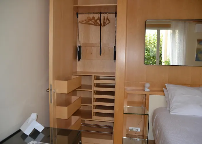 La D'auteuil, 16 홈스테이 *