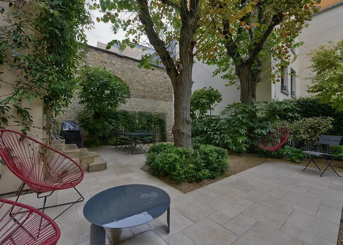 홈스테이 La D'auteuil, 16 *