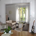 Séjour chez l'habitant La D'auteuil *