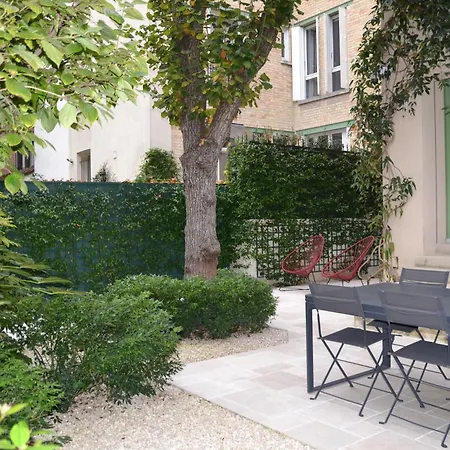 La D'auteuil, 16, Renovee * Paris