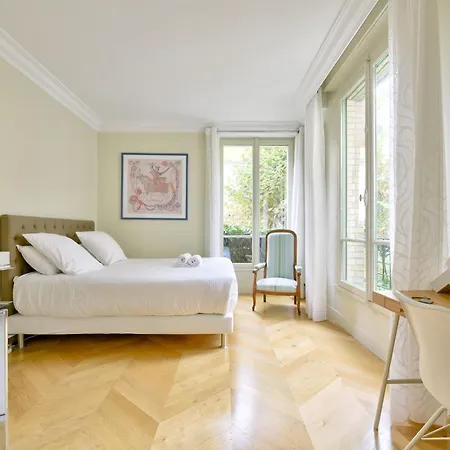 La D'auteuil, 16