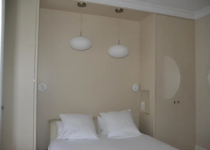 Homestay La D'auteuil, 16