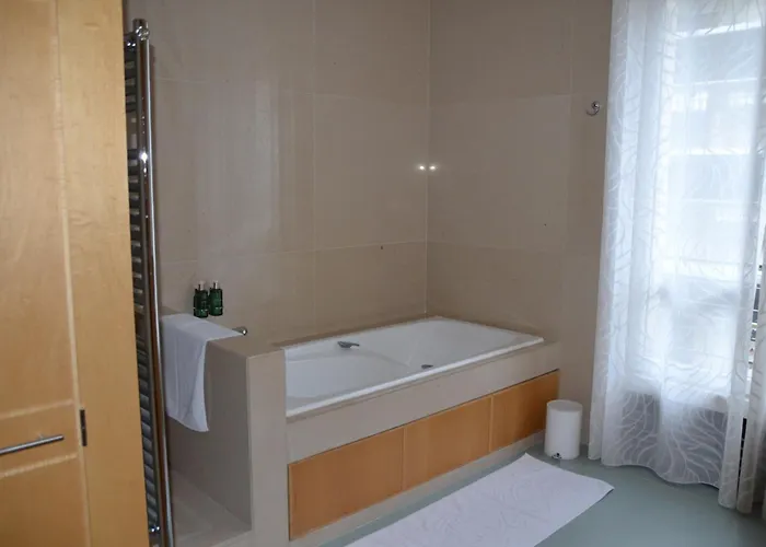 Homestay La D'auteuil, 16 Paris