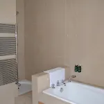 La D'auteuil, 16 Homestay Paris